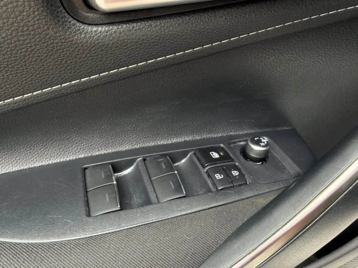 1.8 Hybrid Active Dealer OH|Cruise|