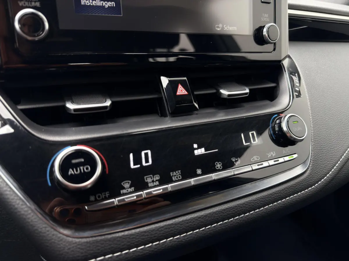 1.8 Hybrid Active Dealer OH|Cruise|