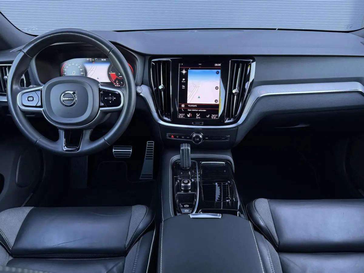 T6 Recharge AWD R-Design|Camera|Carplay|Trekhaak|19"