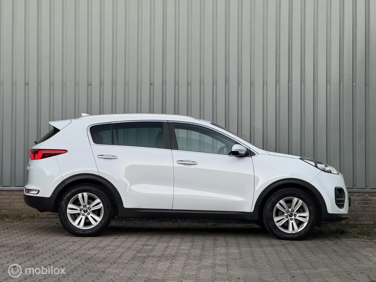 1.6 DynamicLine | Camera | Carplay | Climate