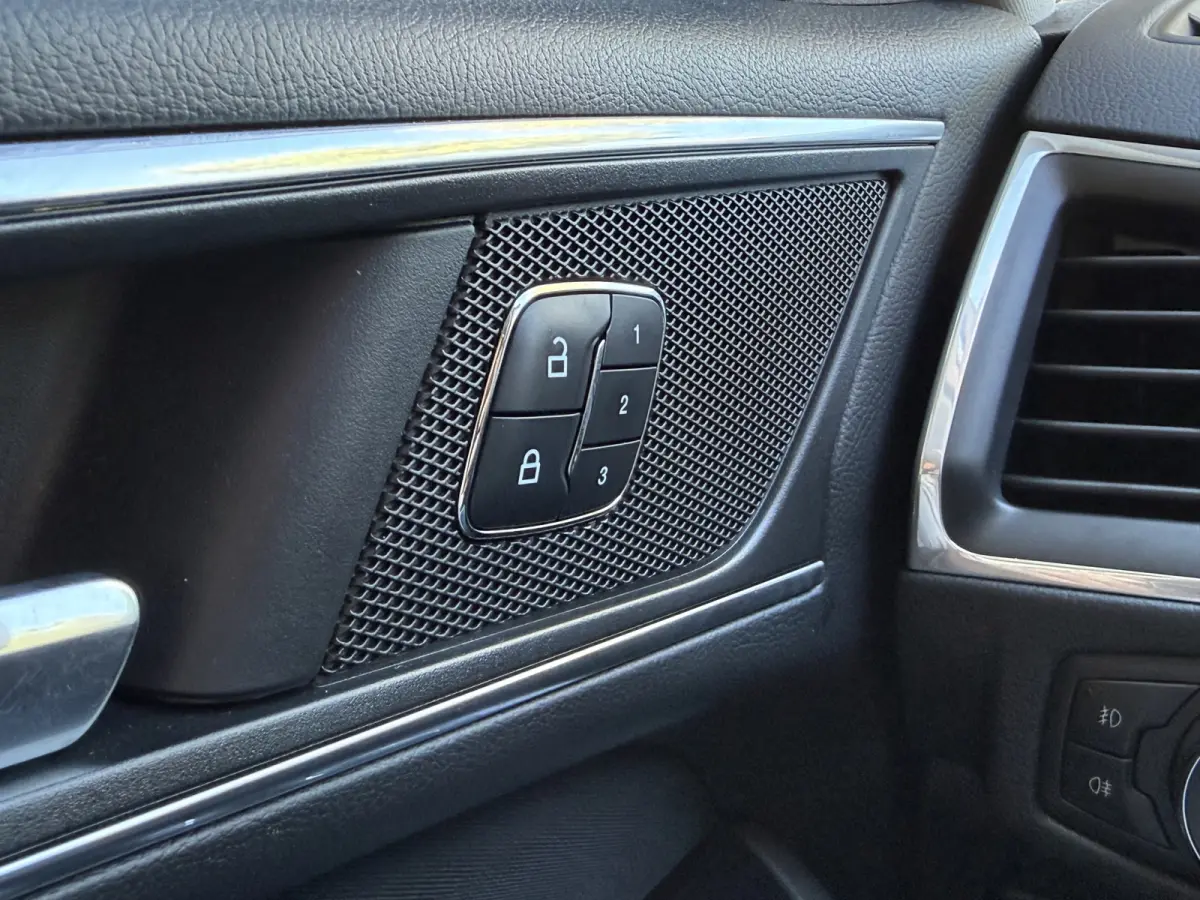 1.5 Titanium 7p. | Dealer onderhouden | Stoel/stuur verwarming | Apple Carplay