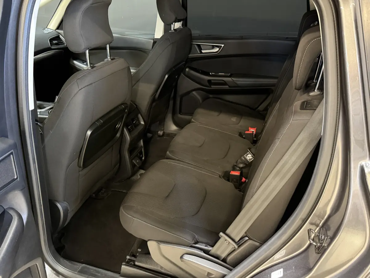 1.5 Titanium 7p. | Dealer onderhouden | Stoel/stuur verwarming | Apple Carplay
