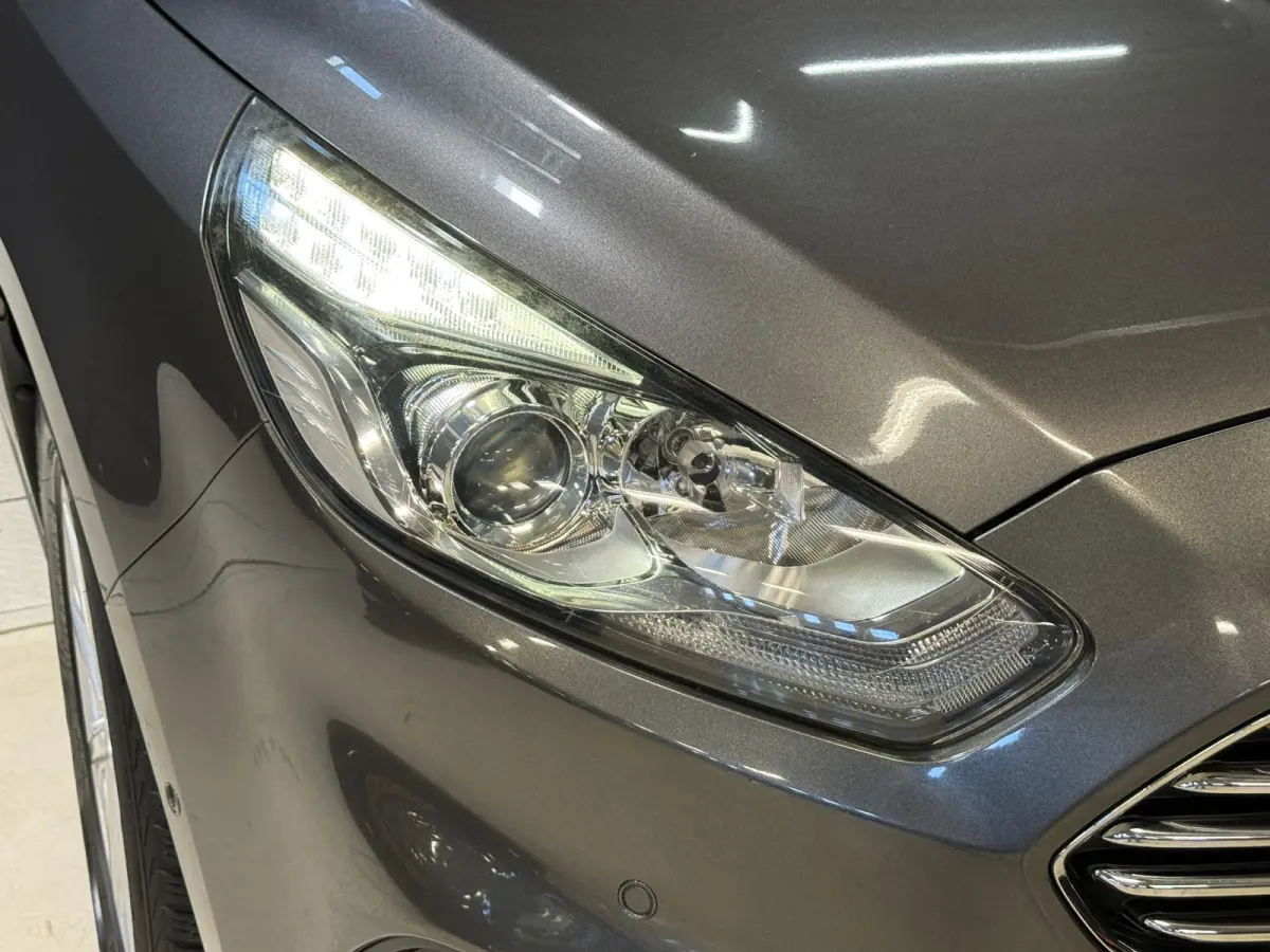 1.5 Titanium 7p. | Dealer onderhouden | Stoel/stuur verwarming | Apple Carplay
