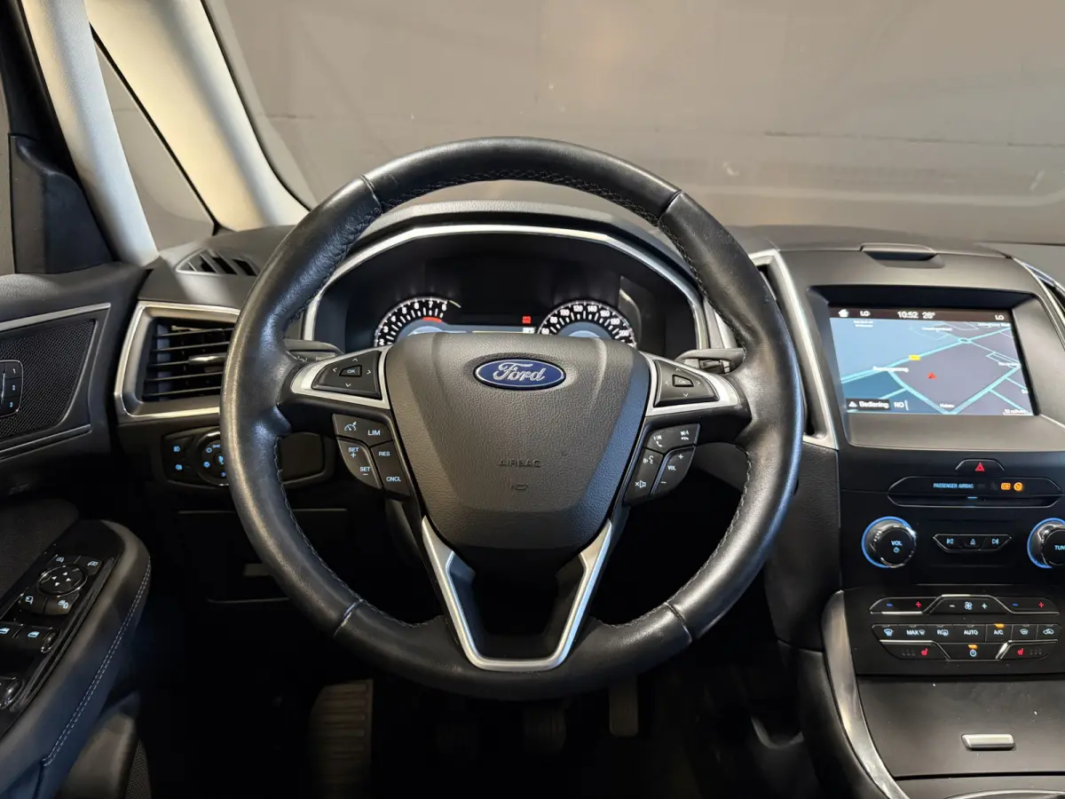 1.5 Titanium 7p. | Dealer onderhouden | Stoel/stuur verwarming | Apple Carplay