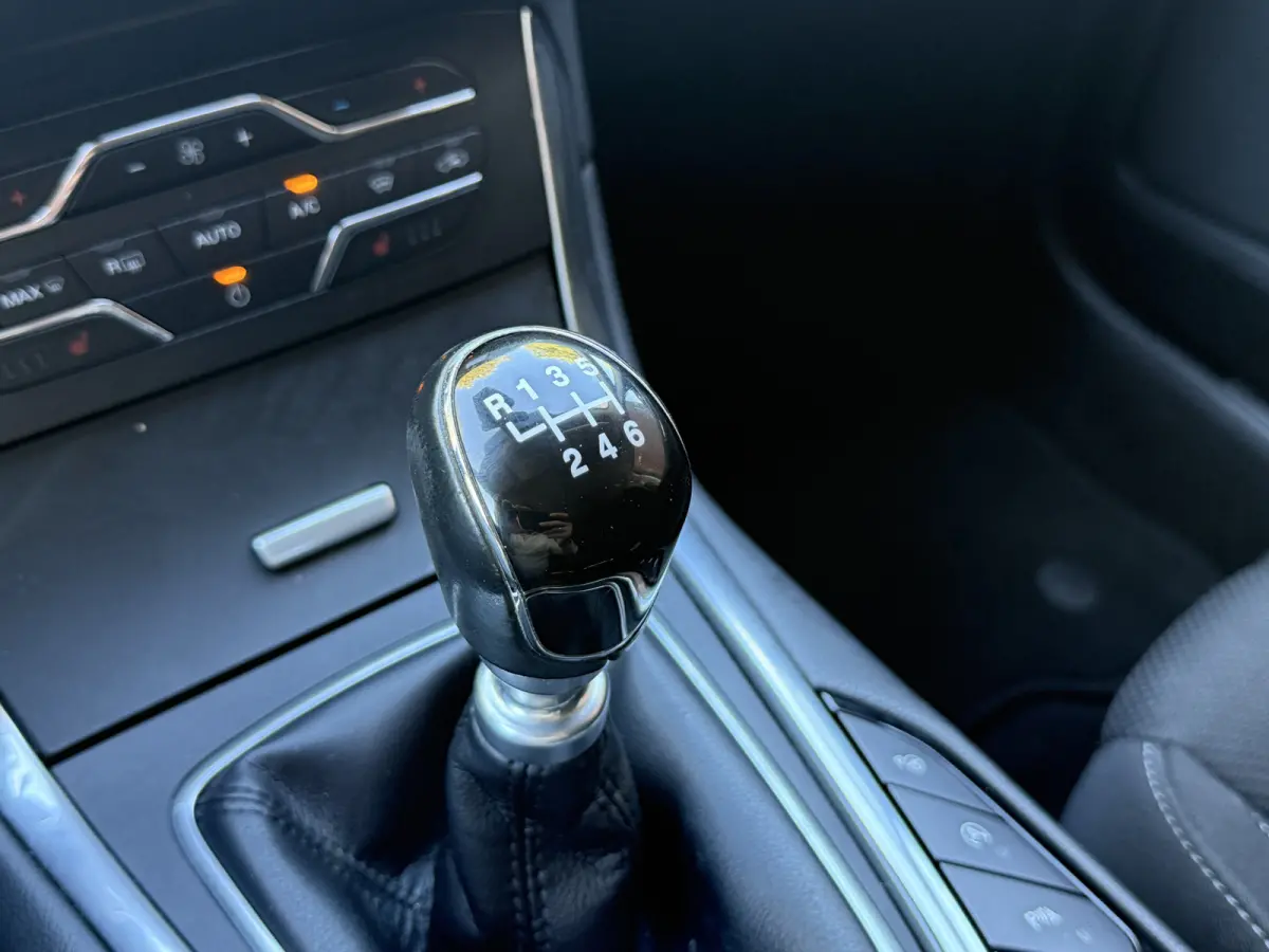 1.5 Titanium 7p. | Dealer onderhouden | Stoel/stuur verwarming | Apple Carplay