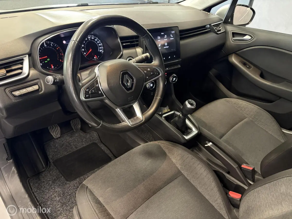 1.0 TCe Zen NAVI / CLIMA / CRUISE / PDC / NAP /