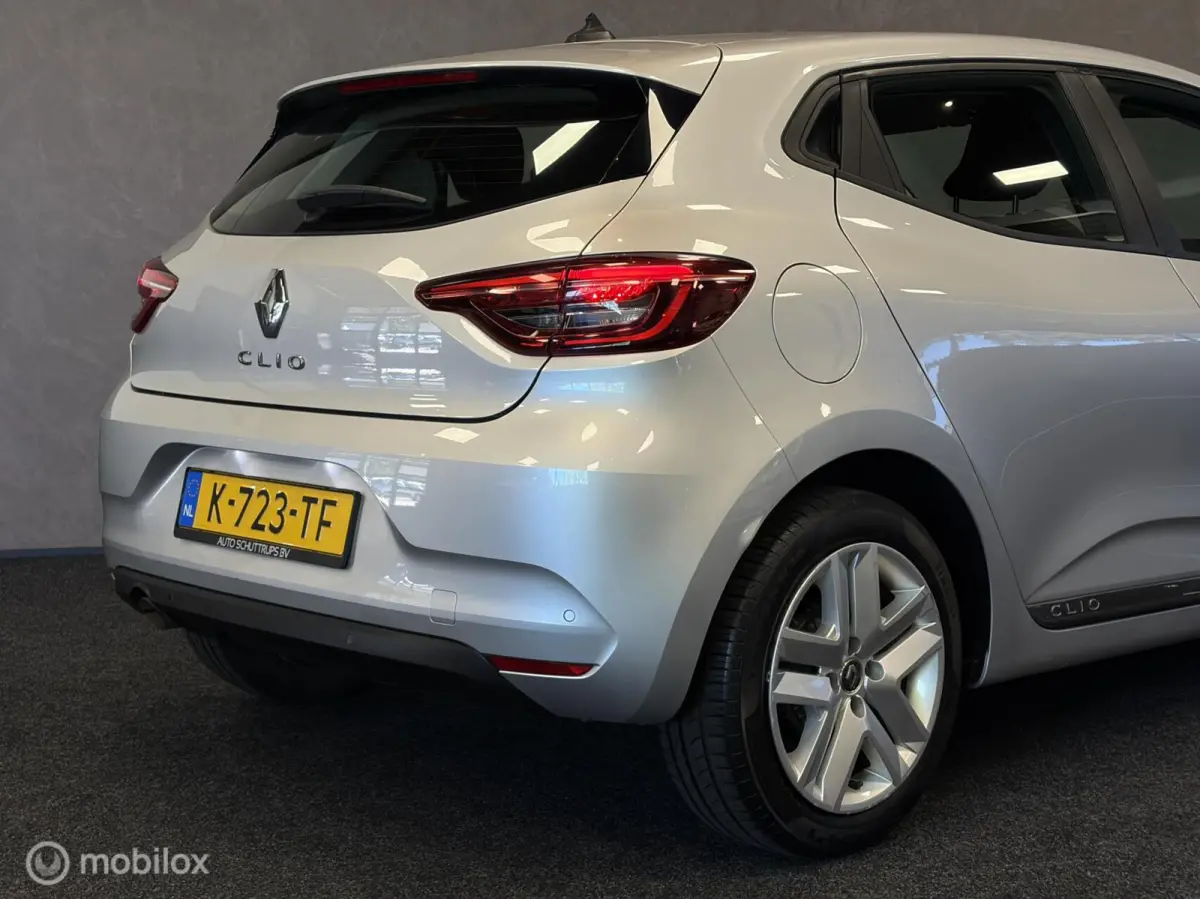 1.0 TCe Zen NAVI / CLIMA / CRUISE / PDC / NAP /