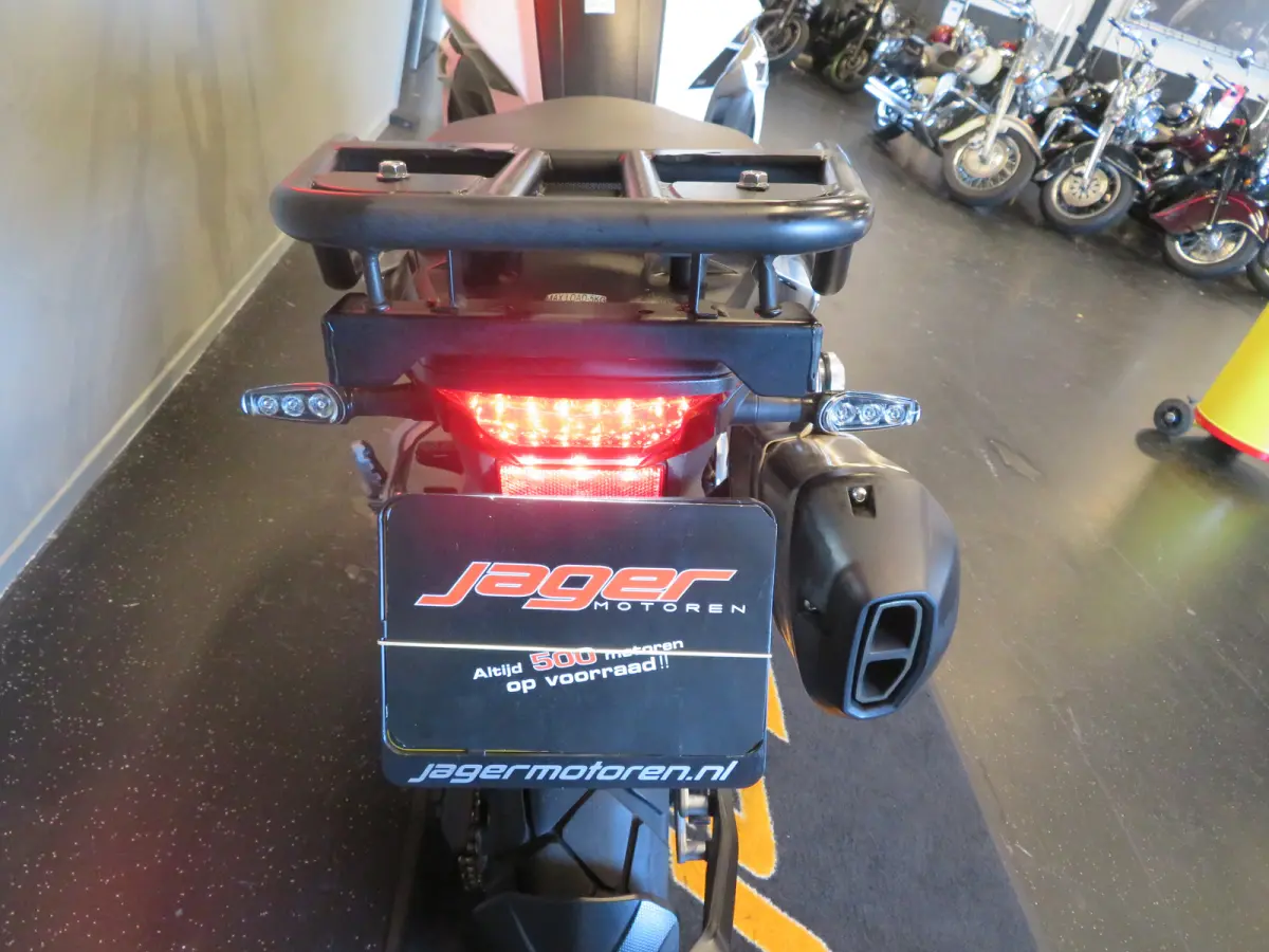 ZEER FRAAI! TOP-CASE