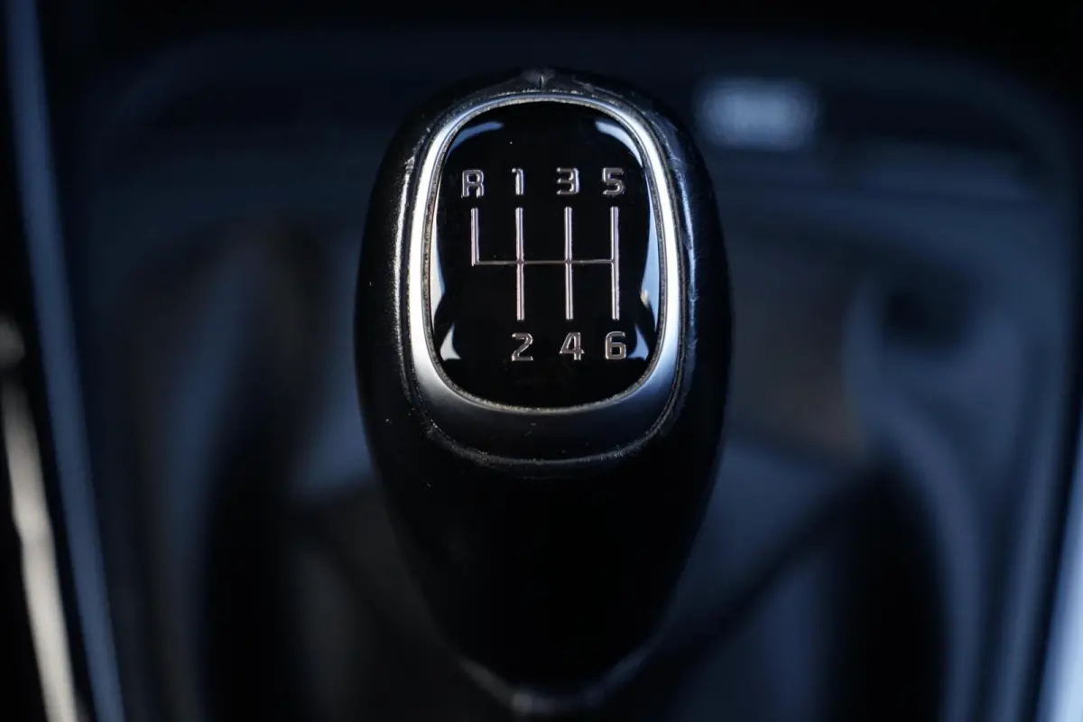 1.0 T-GDi MHEV DynamicLine, NL, clima, cam. CarPlay