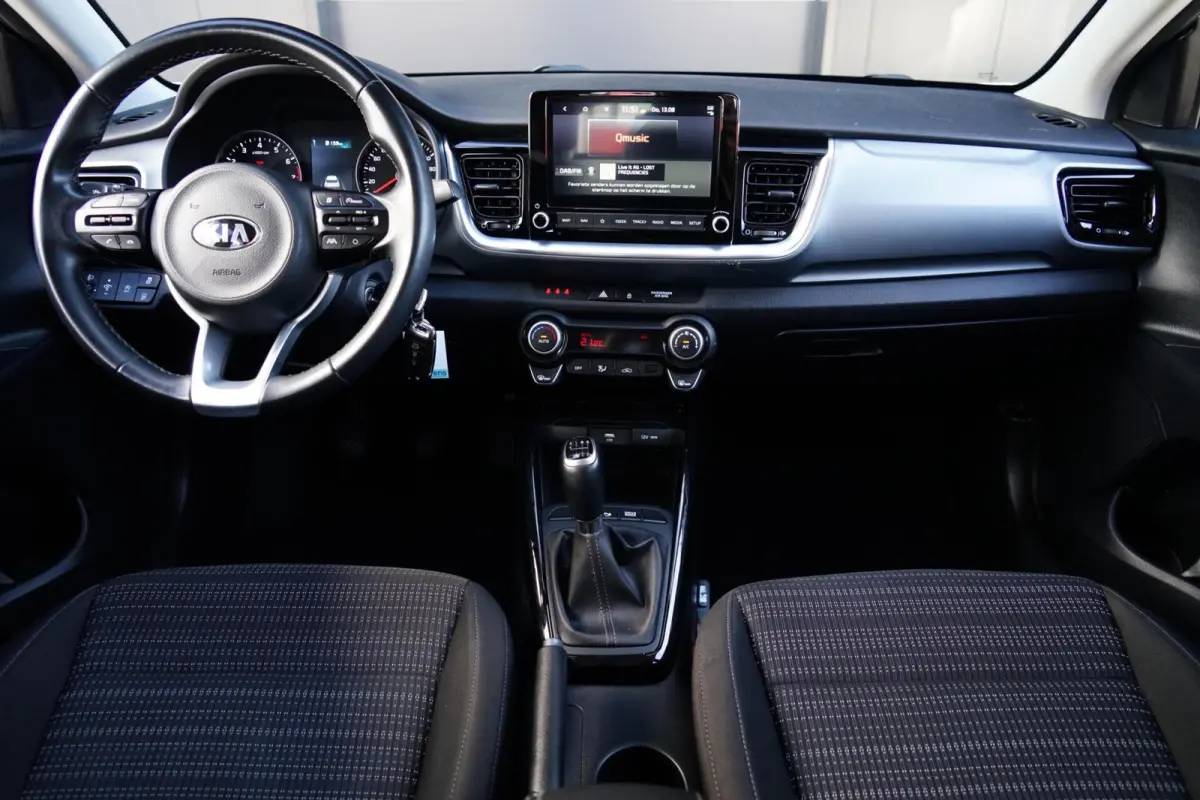 1.0 T-GDi MHEV DynamicLine, NL, clima, cam. CarPlay