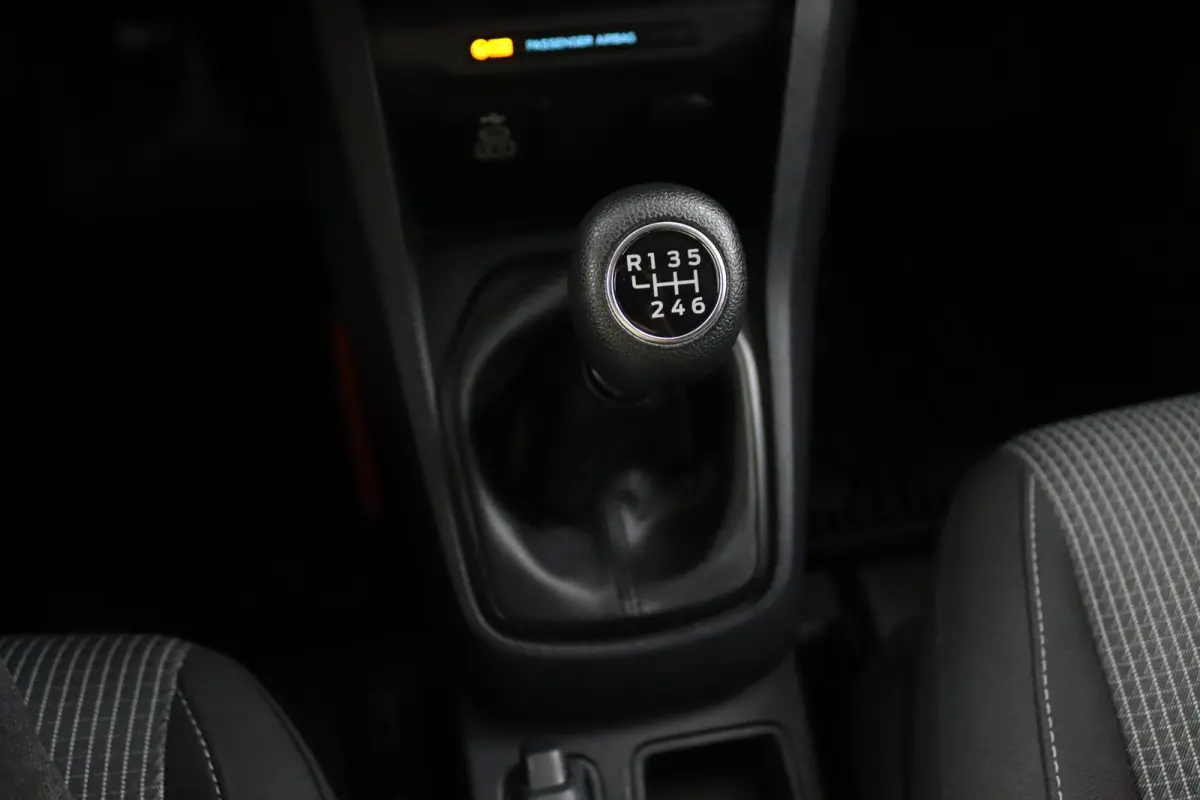 1.0 EcoBoost 100pk Trend | Benzine! | CarPlay/Android Auto | Bluetooth | Parkeersensoren | Airco | Schuifdeur
