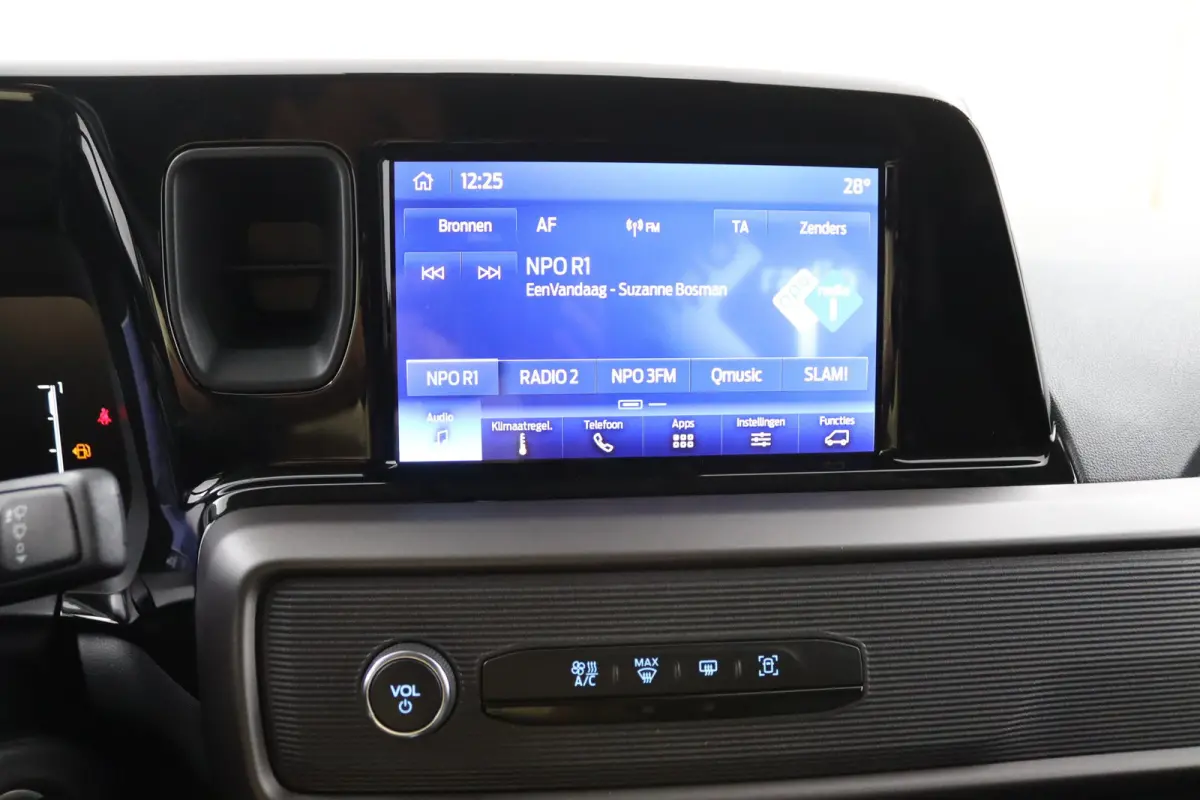 1.0 EcoBoost 100pk Trend | Benzine! | CarPlay/Android Auto | Bluetooth | Parkeersensoren | Airco | Schuifdeur