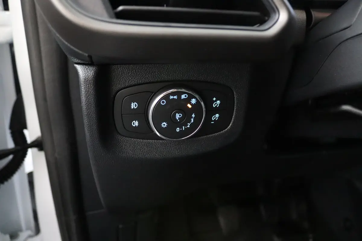 1.0 EcoBoost 100pk Trend | Benzine! | CarPlay/Android Auto | Bluetooth | Parkeersensoren | Airco | Schuifdeur