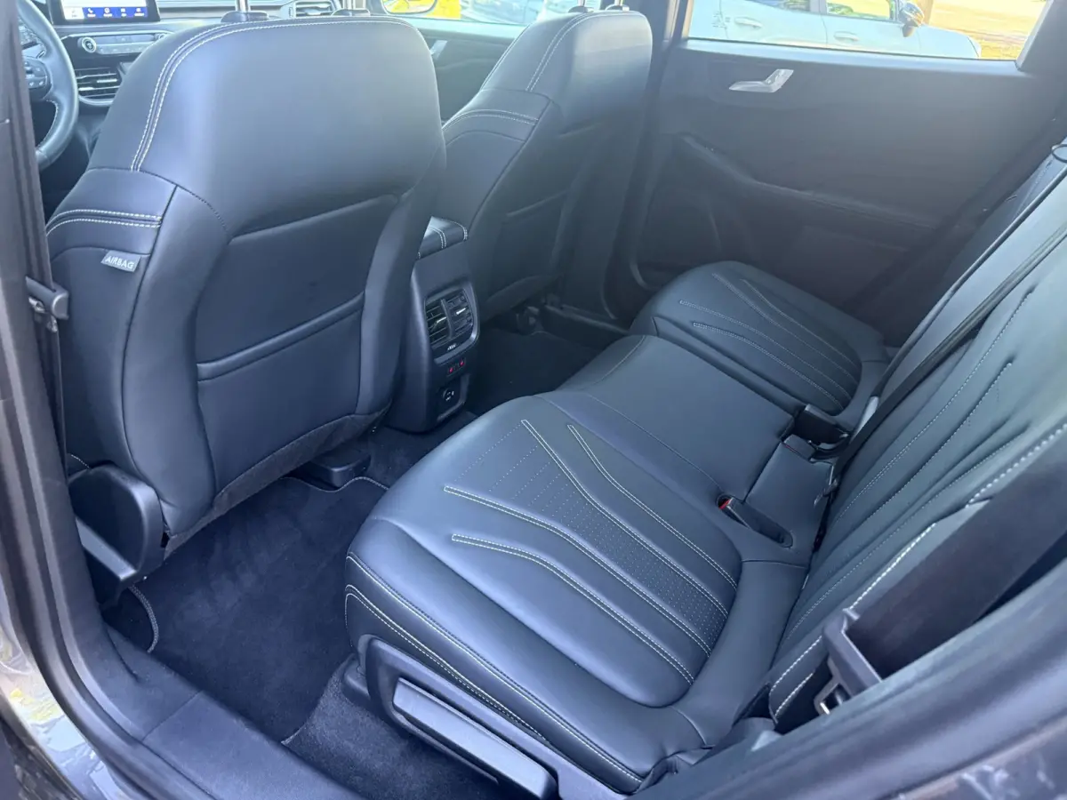 2.5 PHEV 225pk Vignale HUD, Camera's, Winter pack, Navi, Elkl. klep etc. etc.