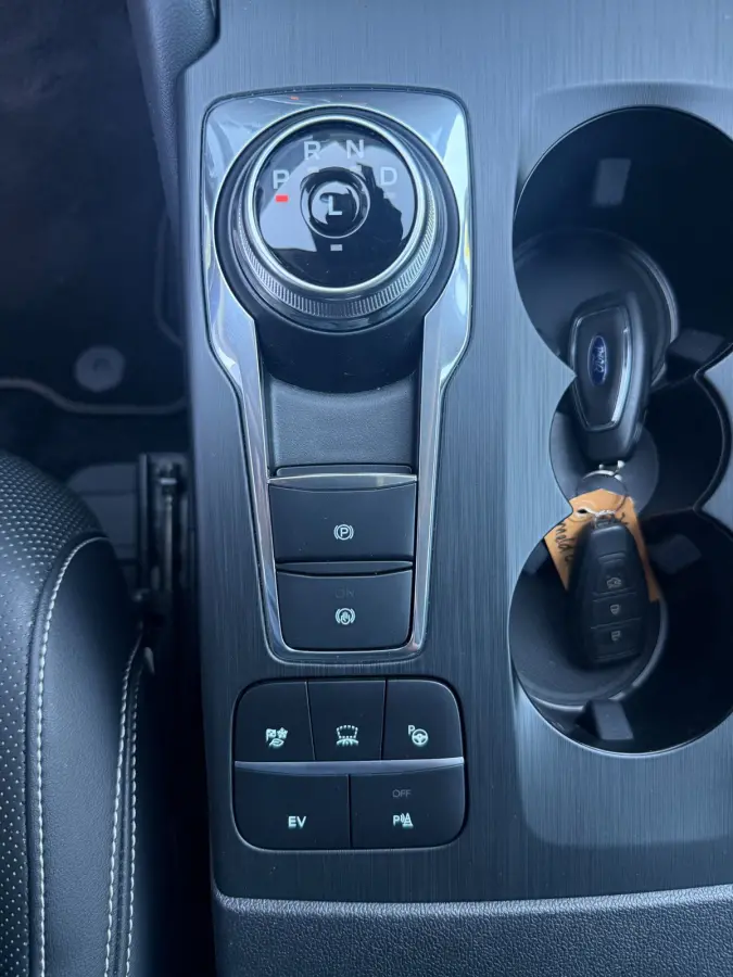 2.5 PHEV 225pk Vignale HUD, Camera's, Winter pack, Navi, Elkl. klep etc. etc.