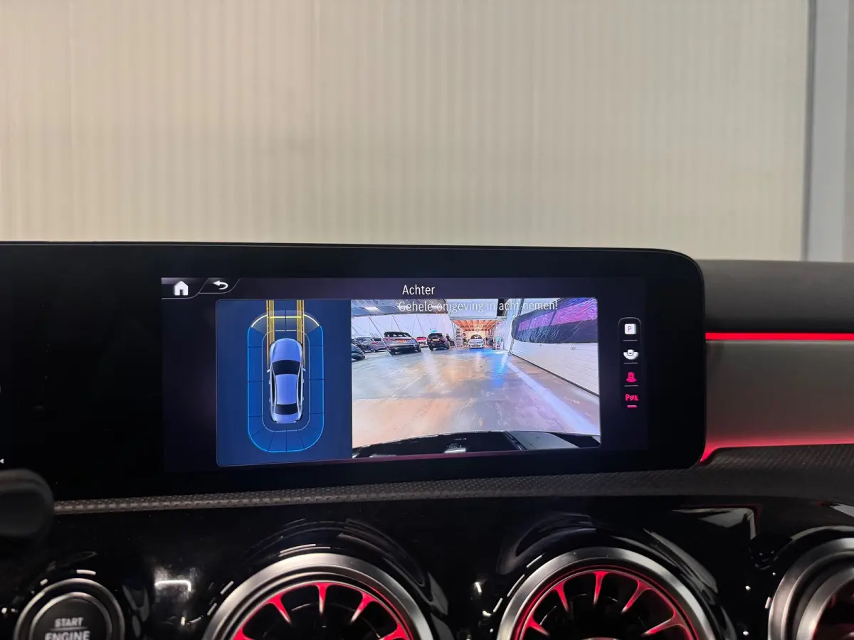 180 AMG Line | FACELIFT | NAP | PANO | NIGHT | AMBIANCE