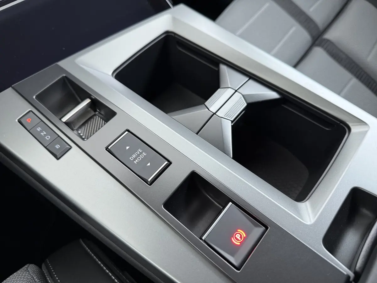 1.6 Turbo Plug-in-Hybrid Business Edition | Achteruitrijcamera | Apple Carplay/Android Auto|telefoonintegratie premium | Cruise control adaptief met Stop&Go