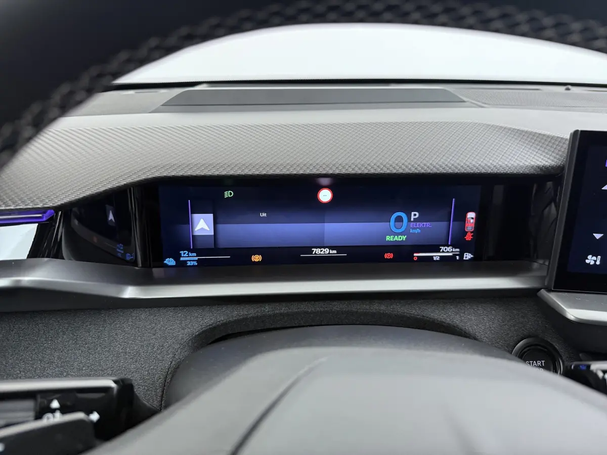 1.6 Turbo Plug-in-Hybrid Business Edition | Achteruitrijcamera | Apple Carplay/Android Auto|telefoonintegratie premium | Cruise control adaptief met Stop&Go