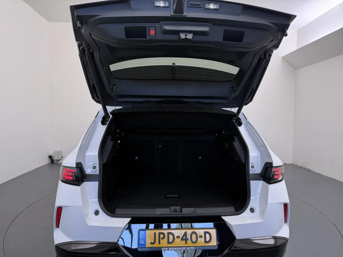 1.6 Turbo Plug-in-Hybrid Business Edition | Achteruitrijcamera | Apple Carplay/Android Auto|telefoonintegratie premium | Cruise control adaptief met Stop&Go