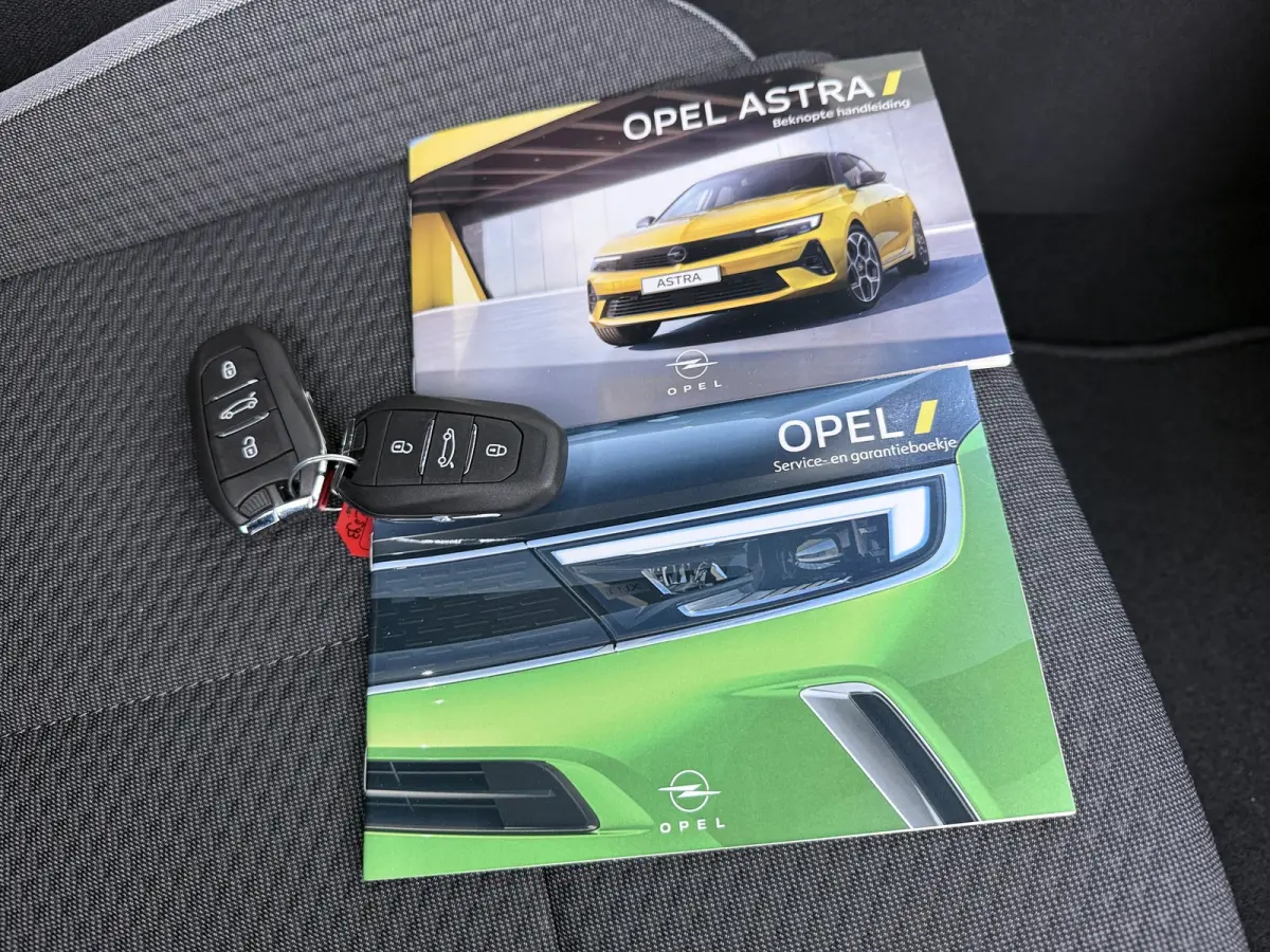 54 kWh Edition | Airco (automatisch) | Apple Carplay/Android Auto|telefoonintegratie premium | Cruise control adaptief