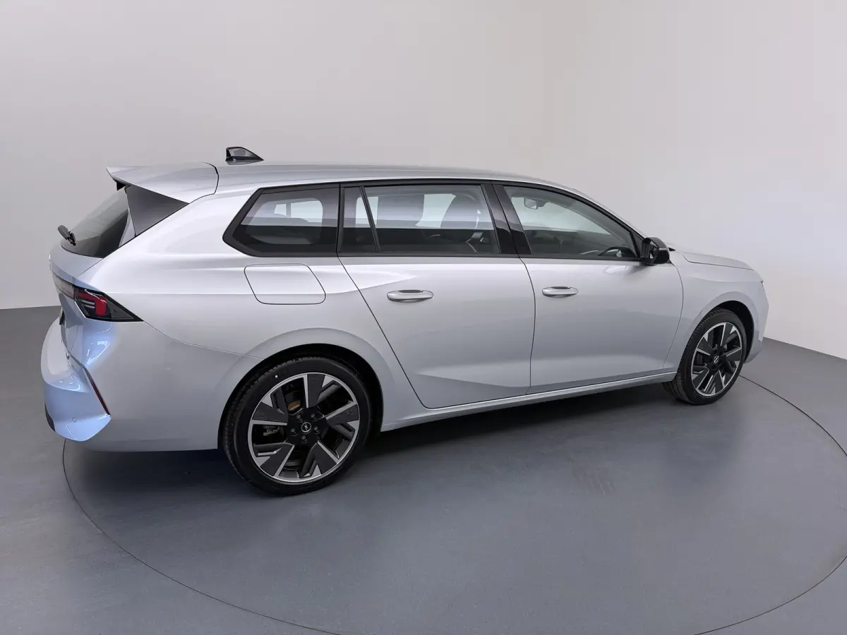 54 kWh Edition | Airco (automatisch) | Apple Carplay/Android Auto|telefoonintegratie premium | Cruise control adaptief