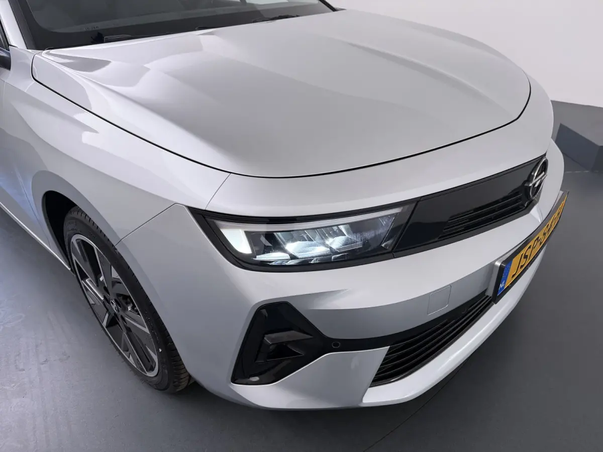 54 kWh Edition | Airco (automatisch) | Apple Carplay/Android Auto|telefoonintegratie premium | Cruise control adaptief