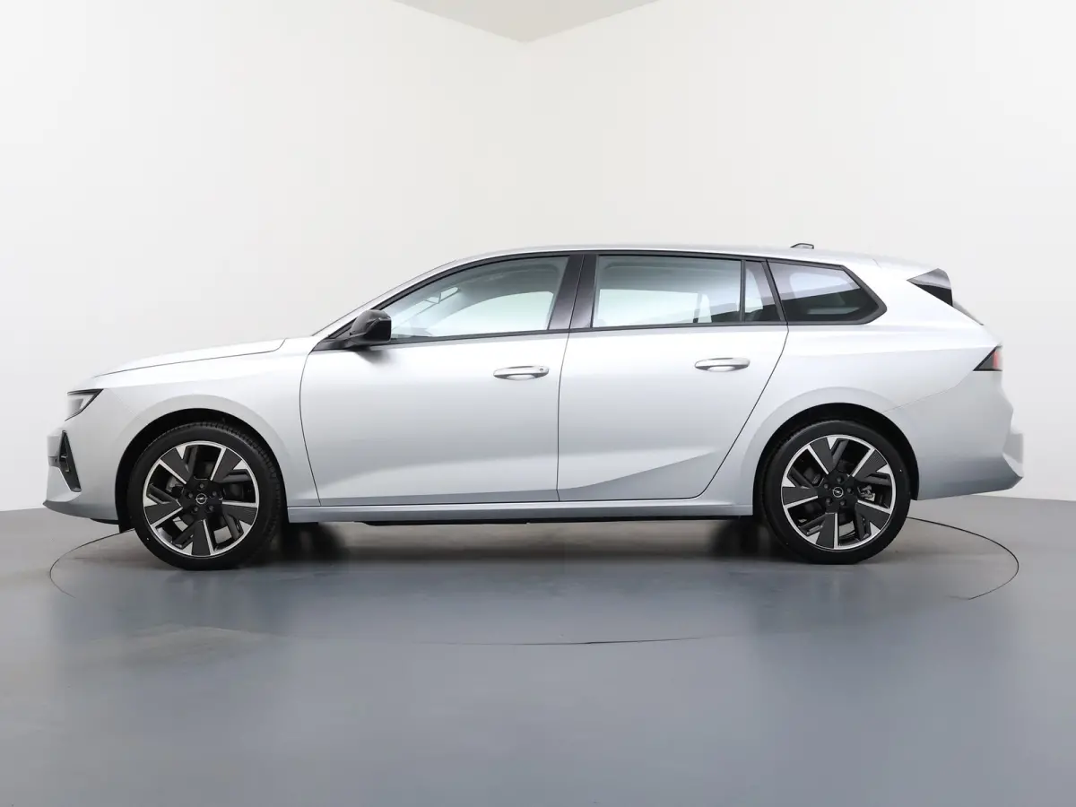 54 kWh Edition | Airco (automatisch) | Apple Carplay/Android Auto|telefoonintegratie premium | Cruise control adaptief