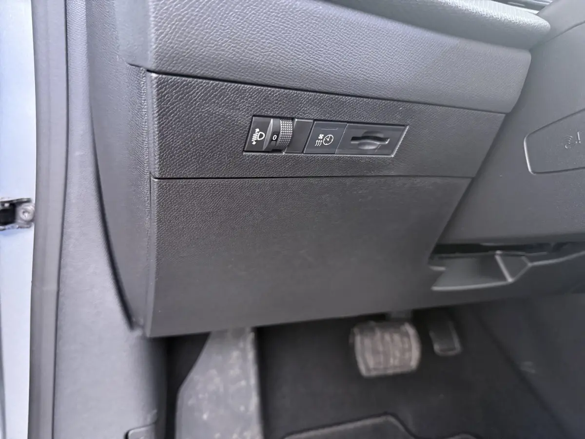 54 kWh Edition | Airco (automatisch) | Apple Carplay/Android Auto|telefoonintegratie premium | Cruise control adaptief