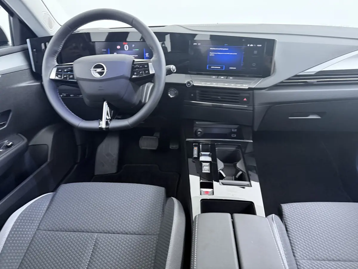 54 kWh Edition | Airco (automatisch) | Apple Carplay/Android Auto|telefoonintegratie premium | Cruise control adaptief