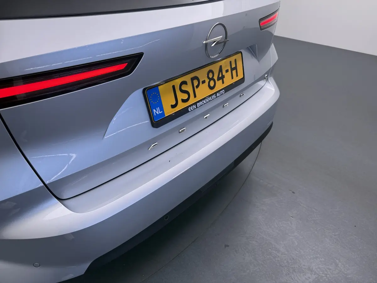 54 kWh Edition | Airco (automatisch) | Apple Carplay/Android Auto|telefoonintegratie premium | Cruise control adaptief