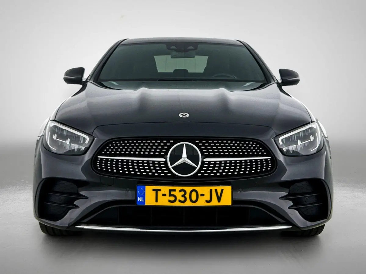 300 e Business Solution AMG | APPLE CARPLAY | ANDROID AUTO | ACHTERUITRIJCAMERA | PARKEERSENSOREN | HEAD-UP DISPLAY | SFEERVERLICHTING | STOELVERWARMING | DODEHOEKSENSOREN | CRUISE CONTROL |