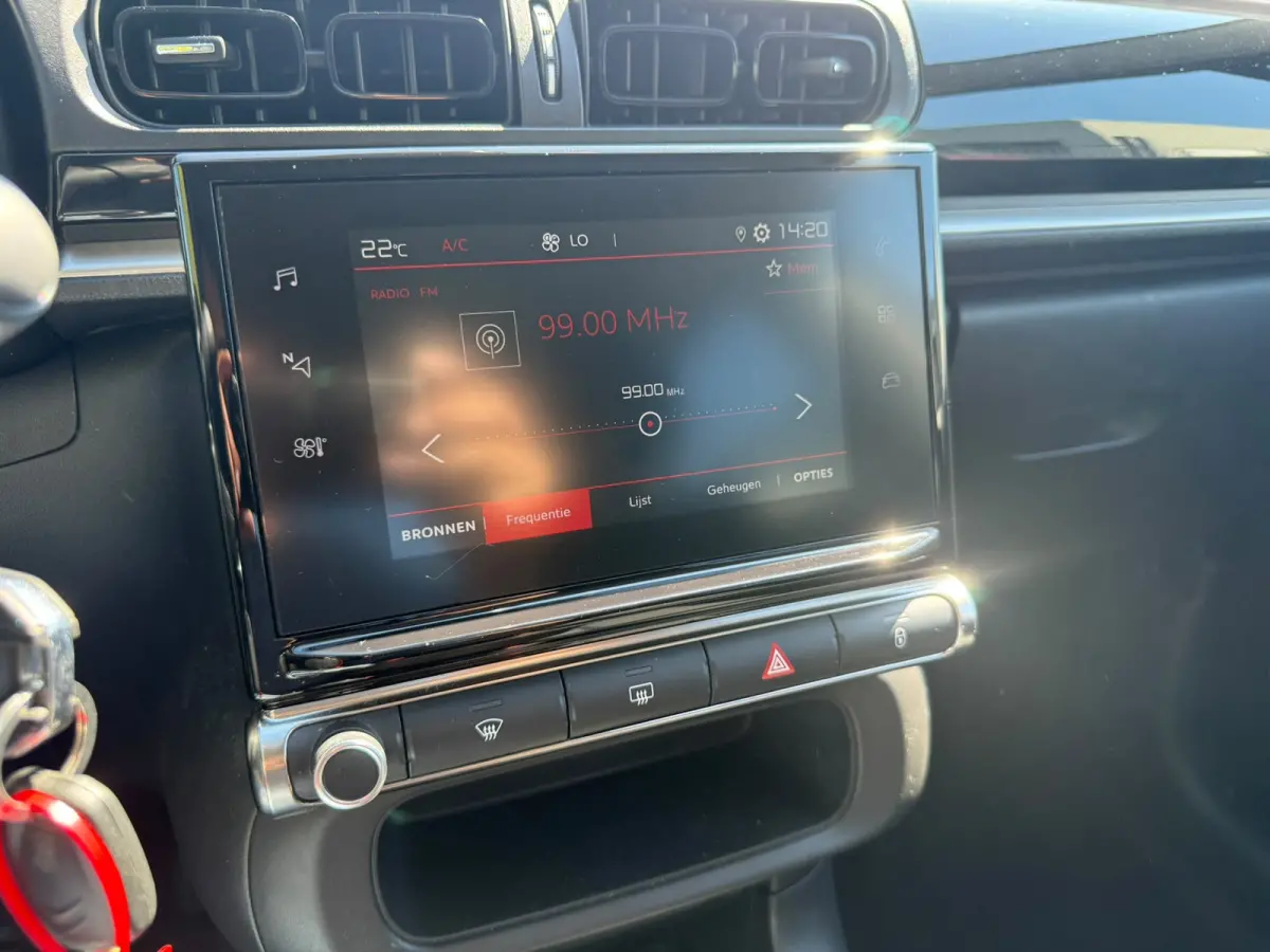 1.2 PureTech Feel, Facelift, Navi, Dealer auto, 1ste eigenaar, INC BTW