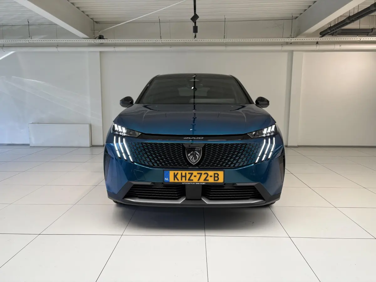 1.2 Hybrid 145 GT Exclusive Leverbaar per november