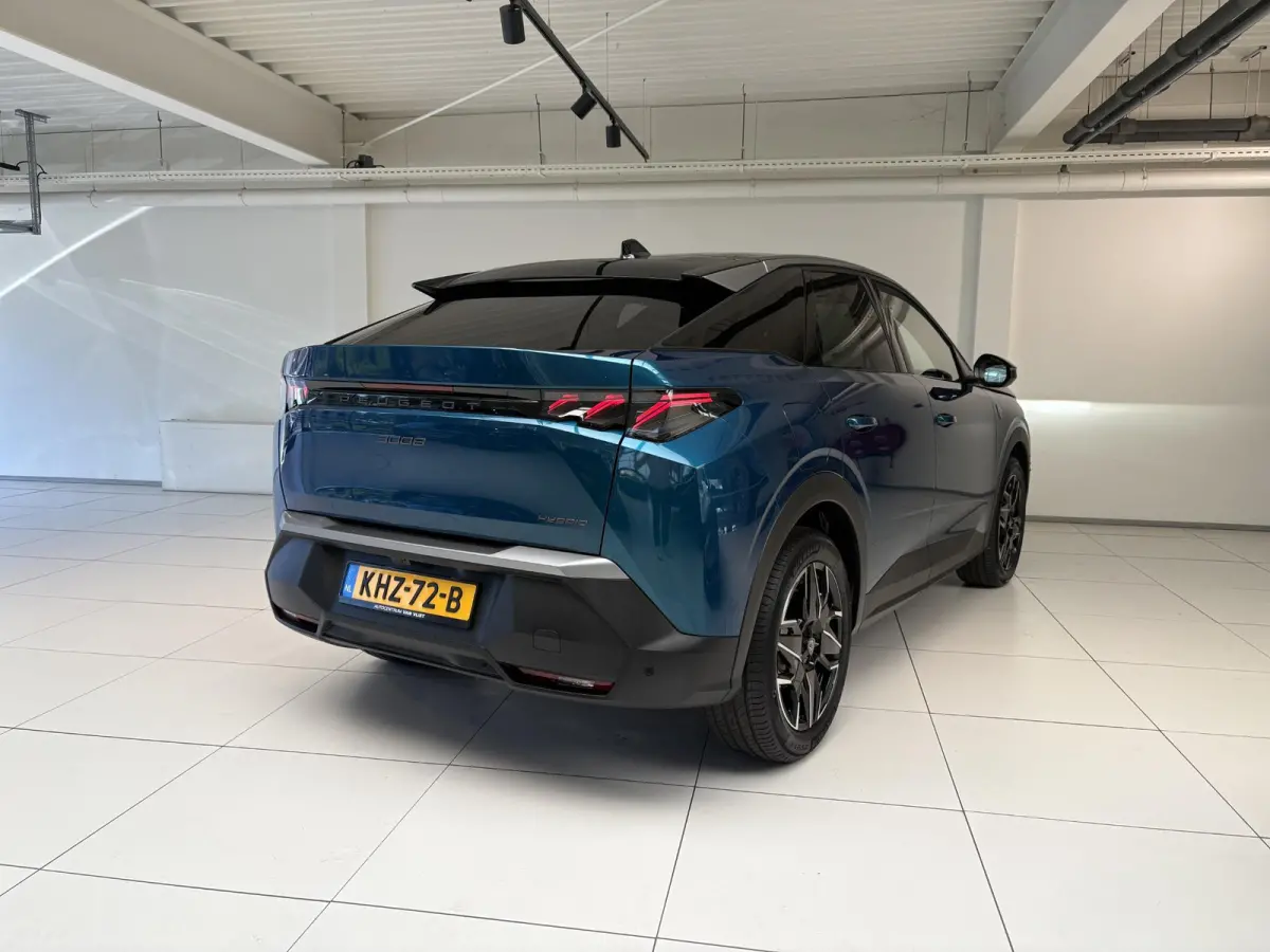 1.2 Hybrid 145 GT Exclusive Leverbaar per november