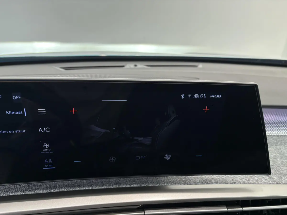 1.2 Hybrid 145 GT Exclusive Leverbaar per november