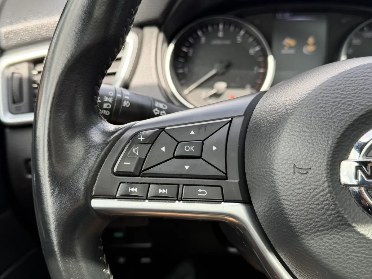 1.2 Tekna 17" Bose