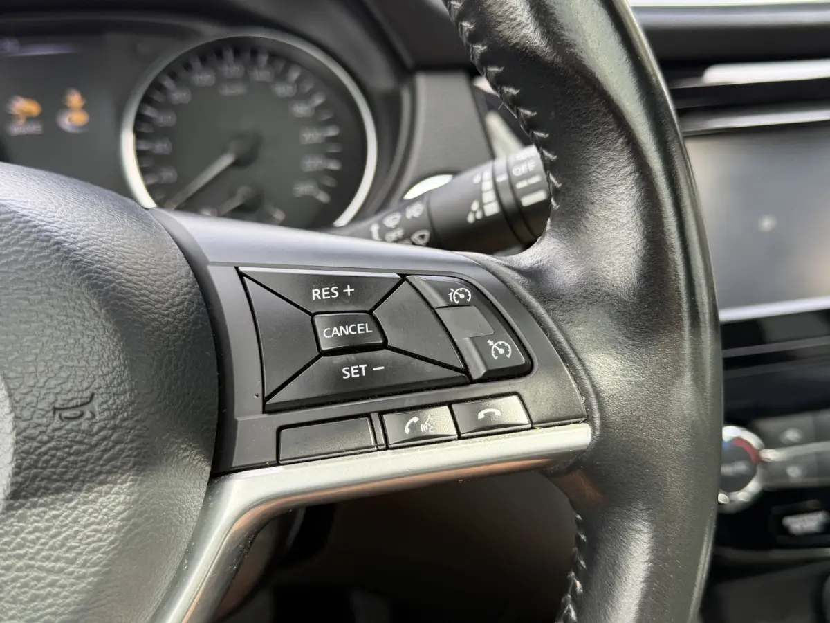 1.2 Tekna 17" Bose
