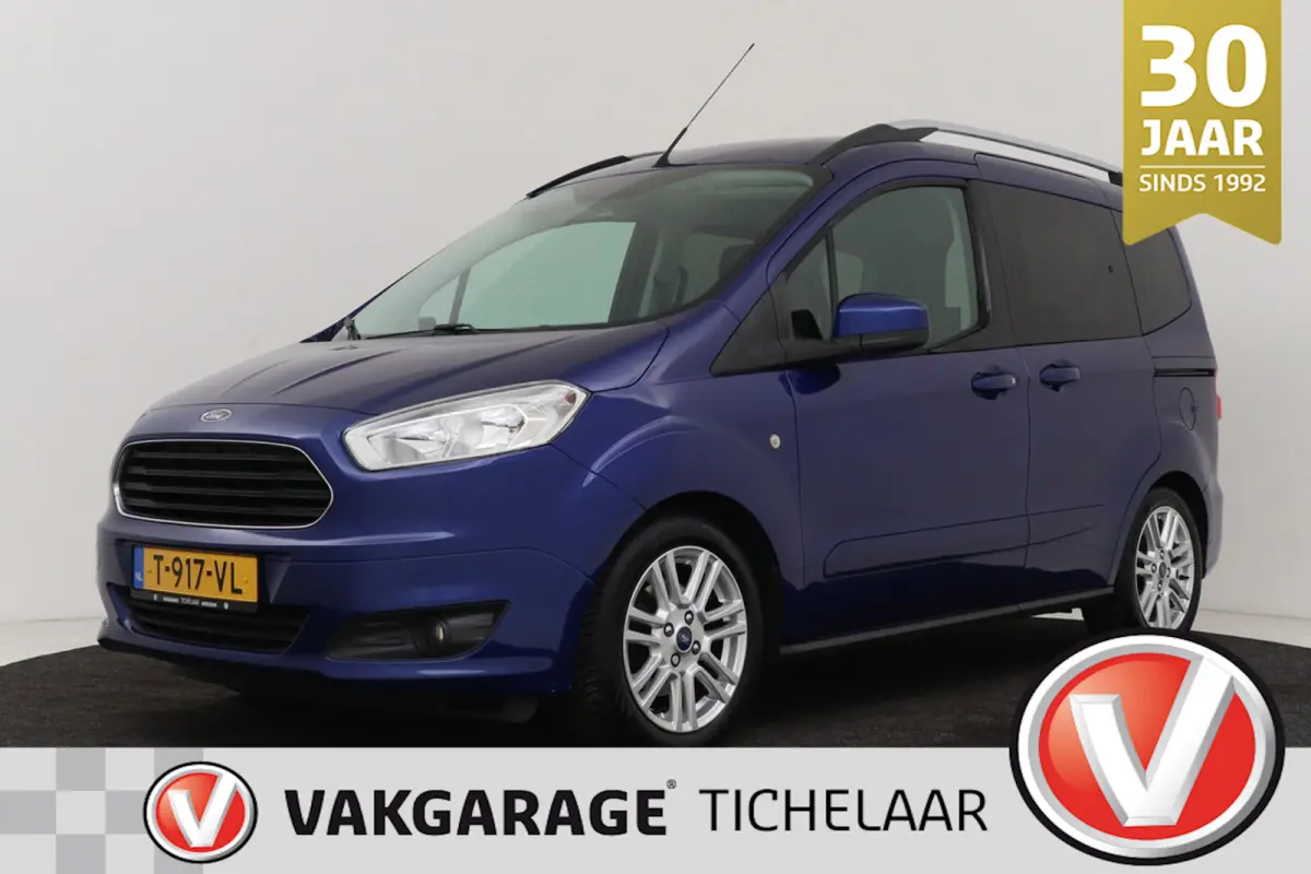 1.0 Titanium | Trekhaak | Climate Control | Stoelverwarming | 16" Velgen |