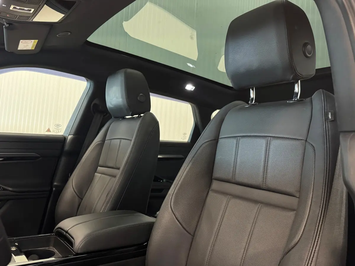 1.5 P300e PHEV AWD Dynamic SE | NAP | CAMERA | ZONNEDAK | LEDER