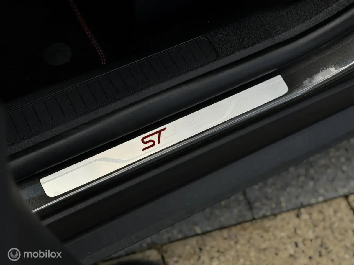 2.5 PHEV ST-Line X |Pano |360 |HUD |BTW