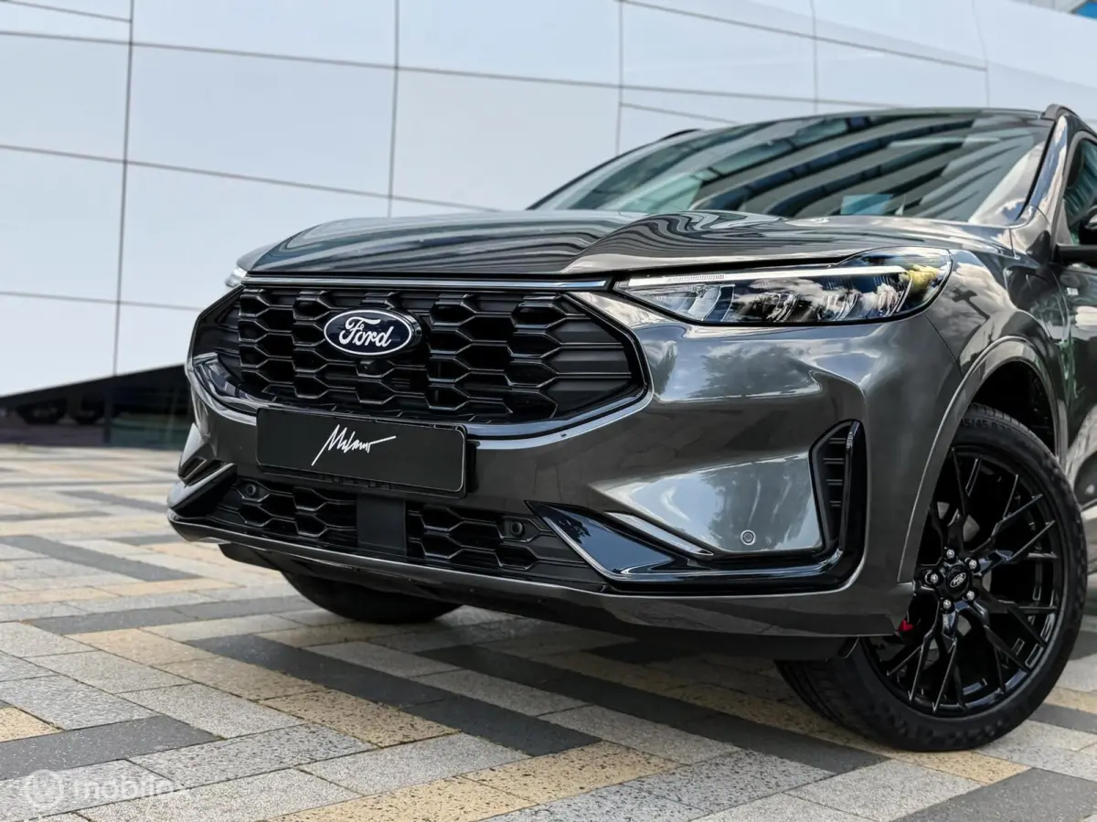 2.5 PHEV ST-Line X |Pano |360 |HUD |BTW