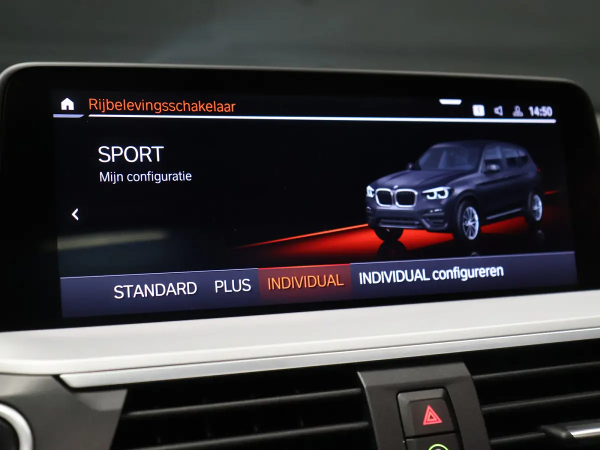 xDrive30e High Executive [SCHUIFKANTELDAK, APPLE CARPLAY, ANDROID, STOELVERWARMING, VOL LEDER, ELEKTRISCHE ACHTERKLEP, PDC V+A, CRUISE CONTROL, GROOT NAVIGATIE, 3-ZONE CLIMATE, DIGITAL DASH,