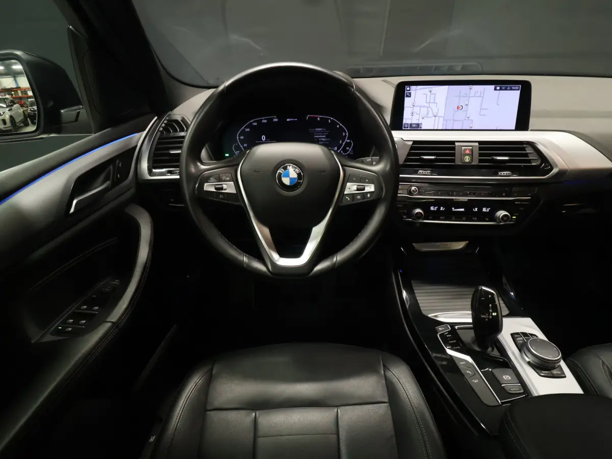 xDrive30e High Executive [SCHUIFKANTELDAK, APPLE CARPLAY, ANDROID, STOELVERWARMING, VOL LEDER, ELEKTRISCHE ACHTERKLEP, PDC V+A, CRUISE CONTROL, GROOT NAVIGATIE, 3-ZONE CLIMATE, DIGITAL DASH,
