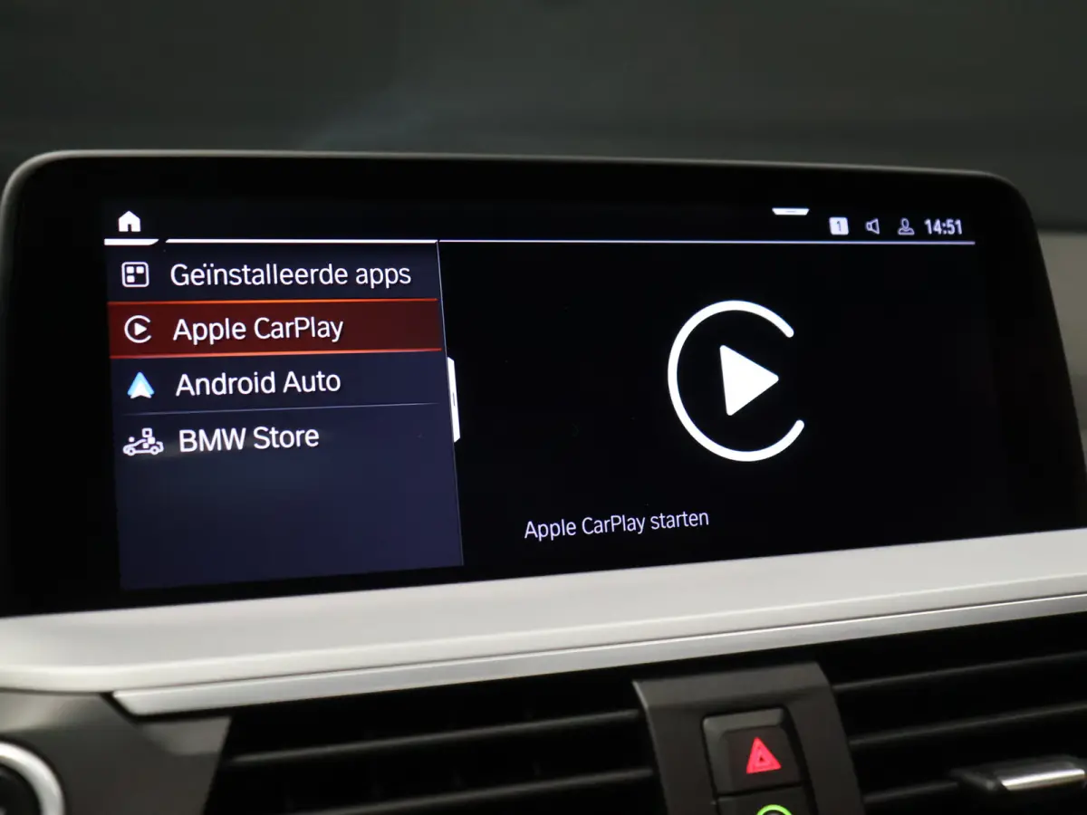 xDrive30e High Executive [SCHUIFKANTELDAK, APPLE CARPLAY, ANDROID, STOELVERWARMING, VOL LEDER, ELEKTRISCHE ACHTERKLEP, PDC V+A, CRUISE CONTROL, GROOT NAVIGATIE, 3-ZONE CLIMATE, DIGITAL DASH,