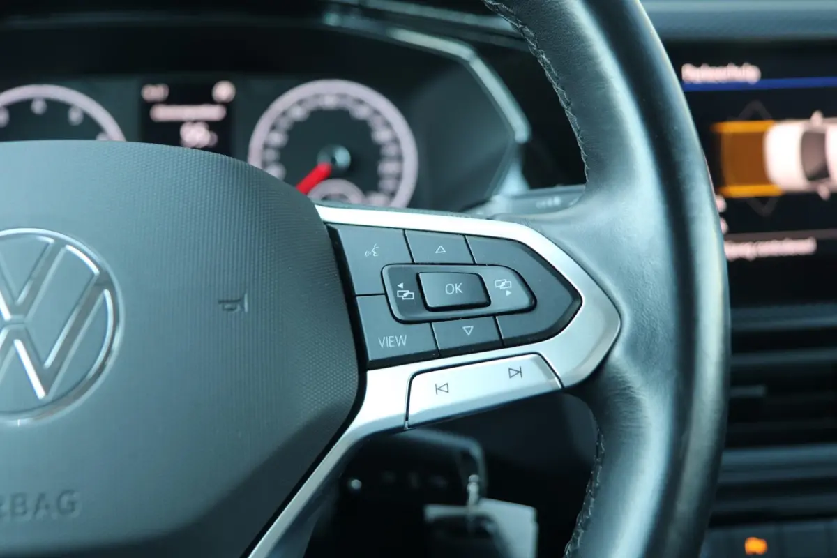 1.0 TSI 95 pk Life | Trekhaak | Apple Carplay/Android Auto | Parkeersensoren | Adaptive Cruise Control |