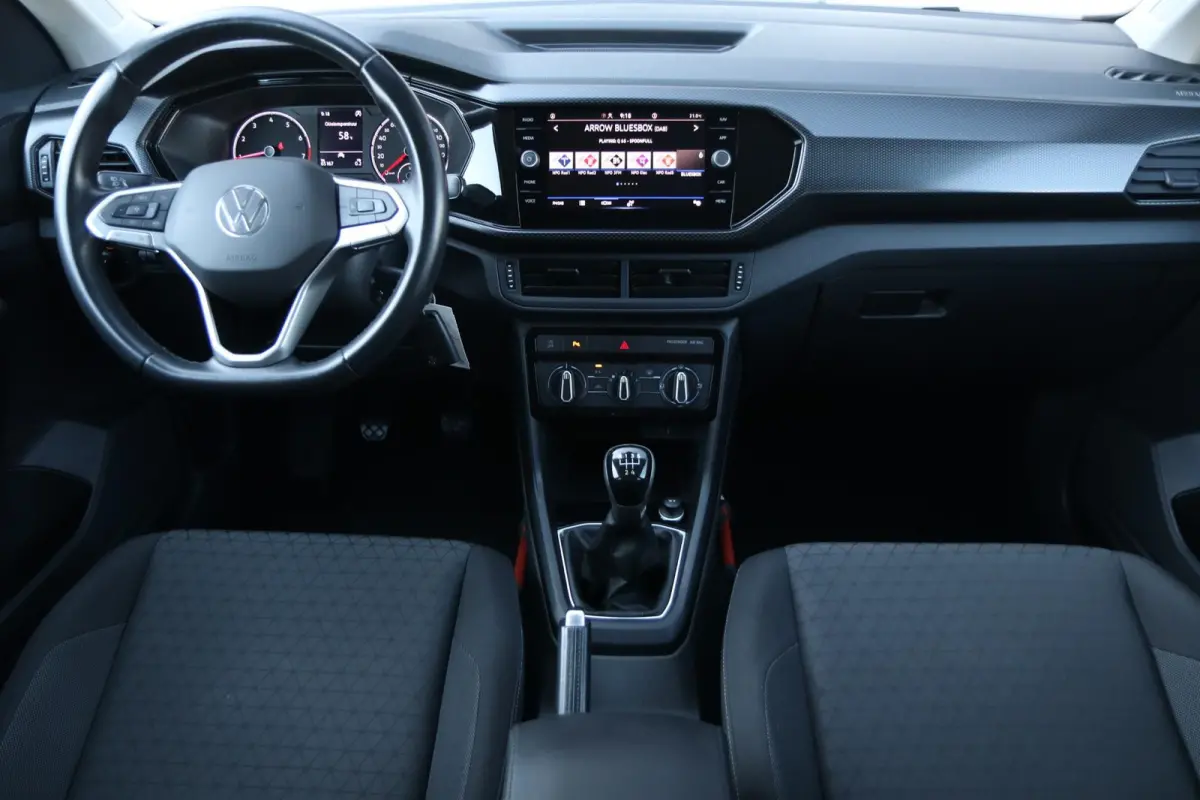 1.0 TSI 95 pk Life | Trekhaak | Apple Carplay/Android Auto | Parkeersensoren | Adaptive Cruise Control |