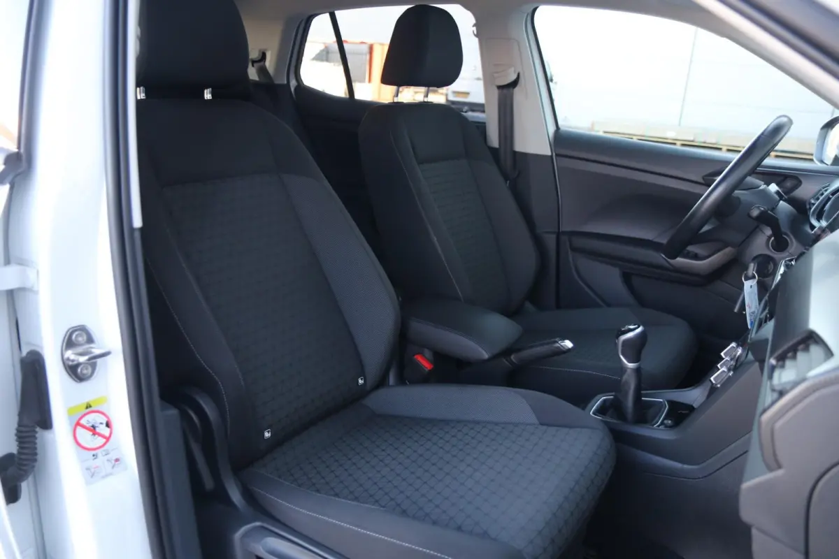 1.0 TSI 95 pk Life | Trekhaak | Apple Carplay/Android Auto | Parkeersensoren | Adaptive Cruise Control |