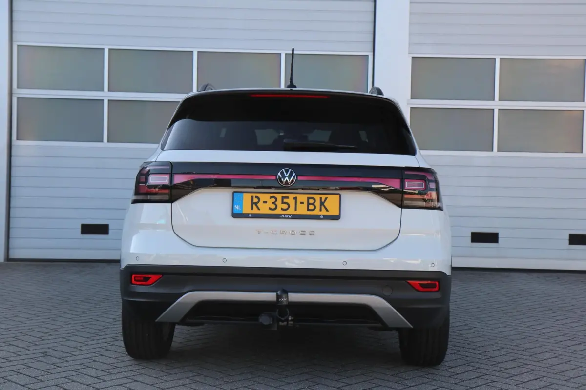 1.0 TSI 95 pk Life | Trekhaak | Apple Carplay/Android Auto | Parkeersensoren | Adaptive Cruise Control |