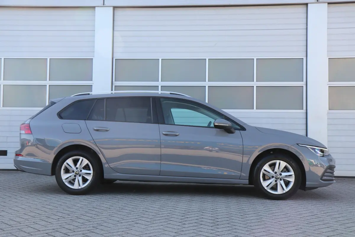 1.0 TSI 110pk Life | Navigatie | Achteruitrijcamera | Apple Carplay & Android Auto
