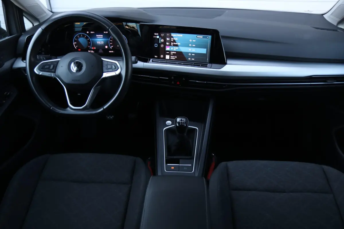 1.0 TSI 110pk Life | Navigatie | Achteruitrijcamera | Apple Carplay & Android Auto